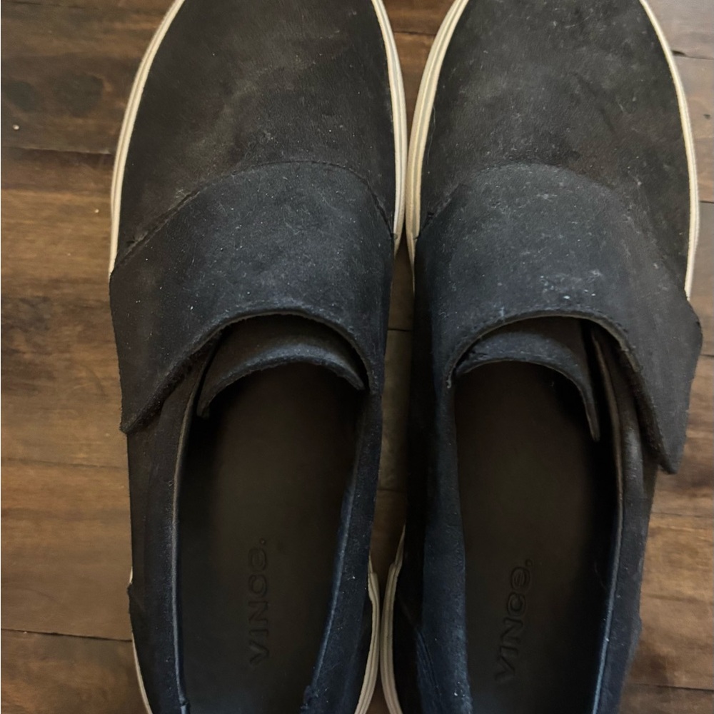 Vince black suede Shoes size 9